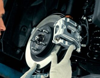Brake Change Near Me at Roy's Service Centre in Mono, ON