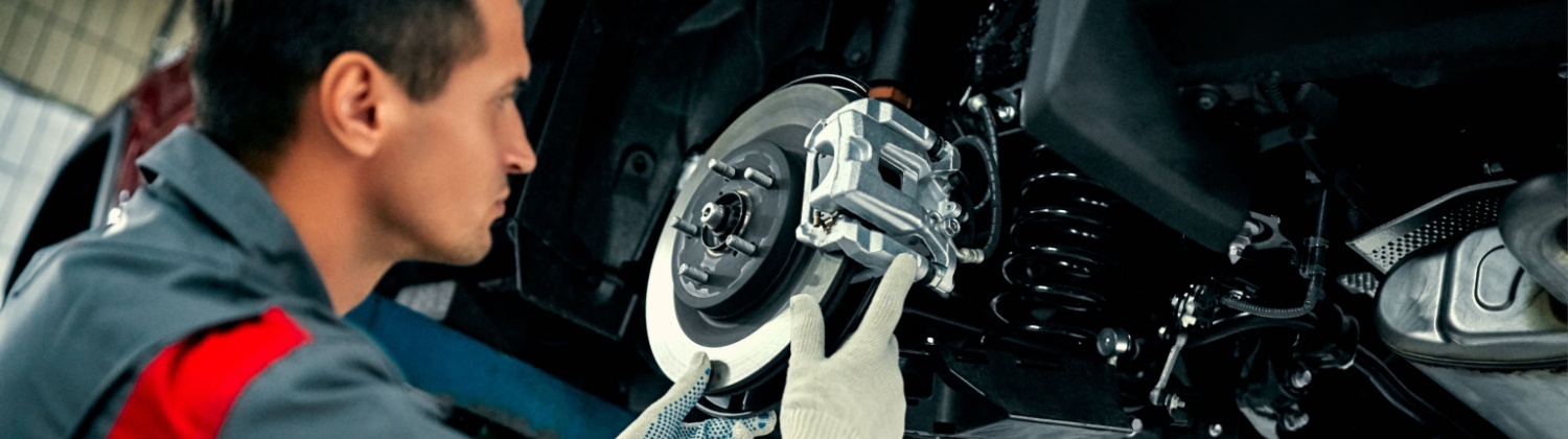 Brake Change Near Me at Roy's Service Centre in Mono, ON